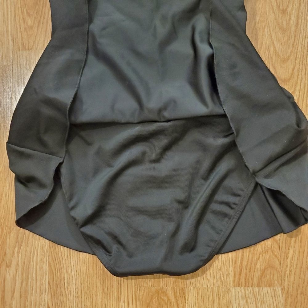 Instantfigure Compression Skirted One-Piece- NEW - Picture 10 of 16